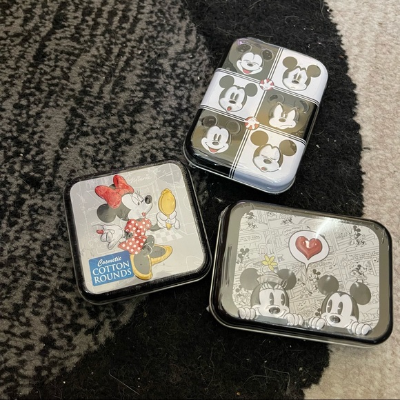 Disney Other - Disney cosmetic tins
